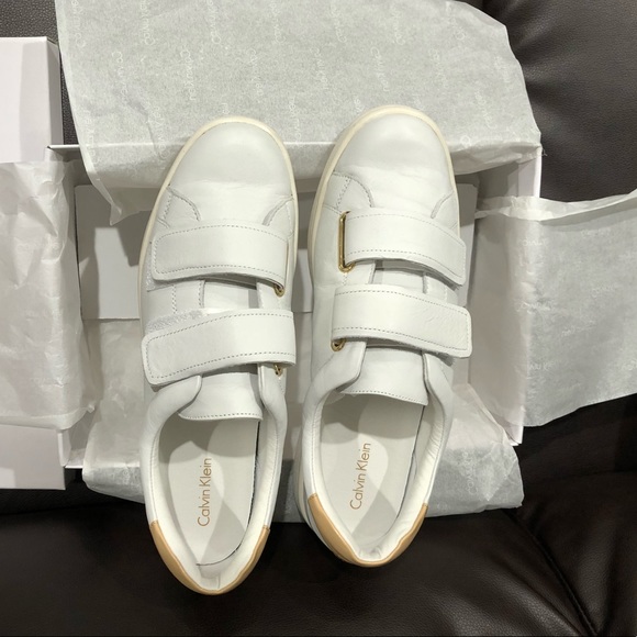 Calvin Klein Shoes - CK Divine Cervo